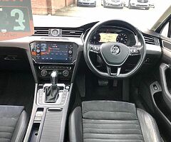 2017 Volkswagen PASSAT 2.0 GT BLUEMOTION TECH - Image 9/10
