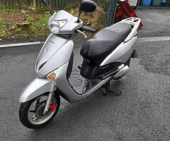 2009 Honda Lead
