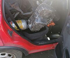 Vauxhall Corsa c for scrap - Image 6/9