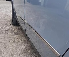 Volkswagen Passat - Image 7/10