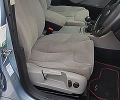 Volkswagen Passat - Image 9/10