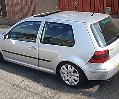 2002 Volkswagen Golf - Image 4/4