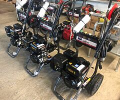 Petrol Power Pressure Washer 2700Psi