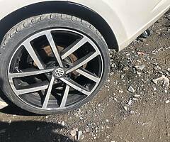 2013 Volkswagen Passat CC - Image 4/5