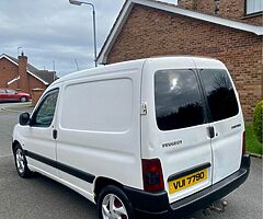 2004 Peugeot Partner - Image 5/9