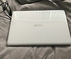 White ASUS laptop