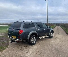 2007 mitsubishi l200 pick up for sale years mot only 108k ready for work - Image 3/5