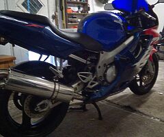 2000 Honda CBR - Image 4/4