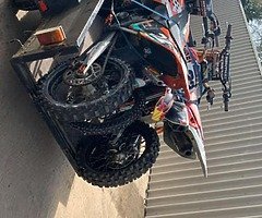 3 bike trailer WANTED
