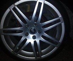 Audio A4 1.9tdi parts - Image 3/4