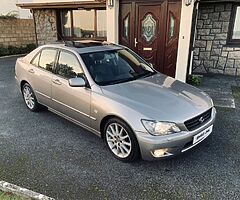 Lexus IS200 LE - Image 5/6