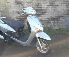 2009 Honda Lead - Image 3/4