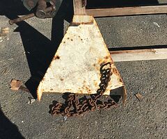 Heavy duty steel and chain wheel clamp