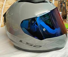 Helmet - Image 7/10