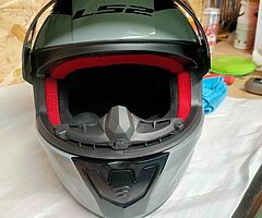 Helmet - Image 8/10