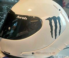 Helmet - Image 10/10