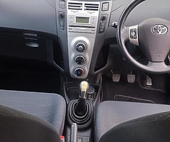Toyota Yaris High Spec. - Image 6/10