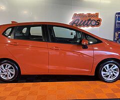 2017 HONDA JAZZ 1.3 SE NAVI I-VTEC ** FULL HONDA HISTORY * BUY FROM HOME TODAY / FREE DELIVERY - Image 5/8