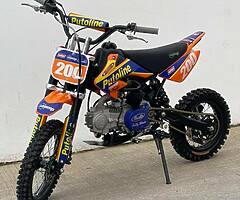 AS NEW 125cc Stomp Pitbike