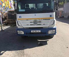 Mercedes tipper