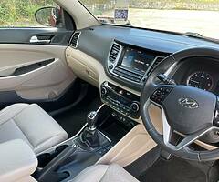 Hyundai Tucson - Image 8/10