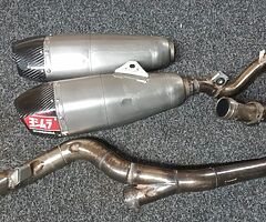 Yoshimura twin exhaust