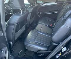 Mercedes Gl - Image 10/10