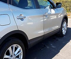 Car - Image 4/8