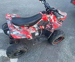 125 4/ Racing quad￼