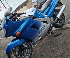 Zzr1100 1990