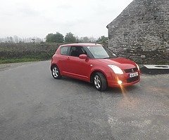 06 SUZUKI SWIFT