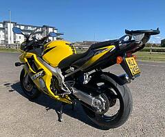 Honda cbr 600f4i