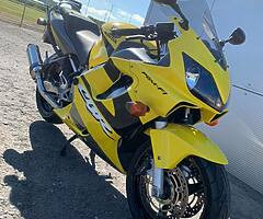 Honda cbr 600f4i