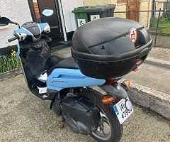 141 Yamaha xenter 125 - Image 4/7