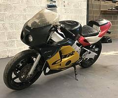 Honda CBR 250RR MC22