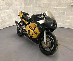 Honda CBR 250RR MC22 - Image 4/10