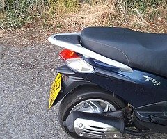 2016 Piaggio Fly - Image 4/10