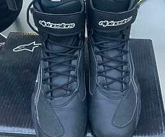 Alpinestars boots