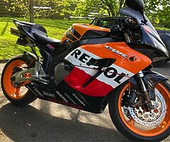 Cbr1000rr repsol fireblade