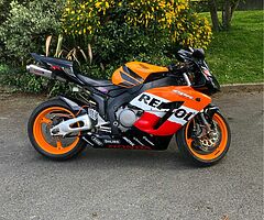 Cbr1000rr repsol fireblade - Image 5/5