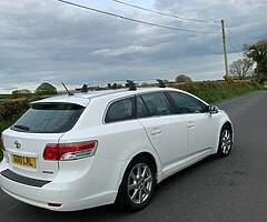 2010 Toyota Avensis - Image 6/10