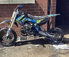 125 M2r clutch like new