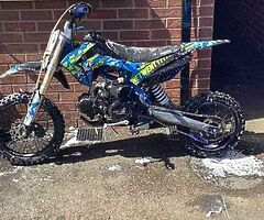 125 pit bike