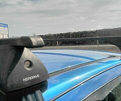 Nissan Qashqai Roof Bars - Image 4/5