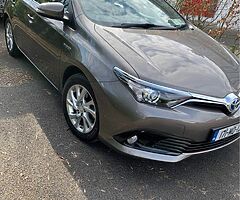Toyota Auris Hybrid - Image 10/10
