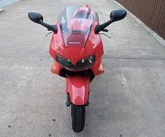 Honda VFR 800 fi - Image 4/5