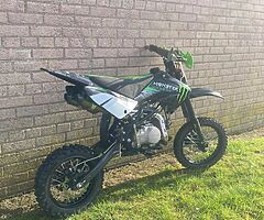 Stomp z2 140cc 2016 pitbike - Image 4/5