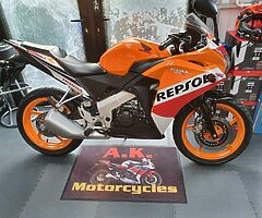 2017 Honda CBR - Image 5/6