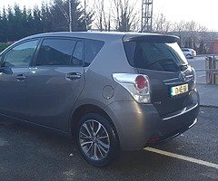 Toyota verso D4D skyview 7 seater - Image 3/7