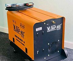 Brand new gas/gasless 225 amp mig welders free delivery. - Image 3/10